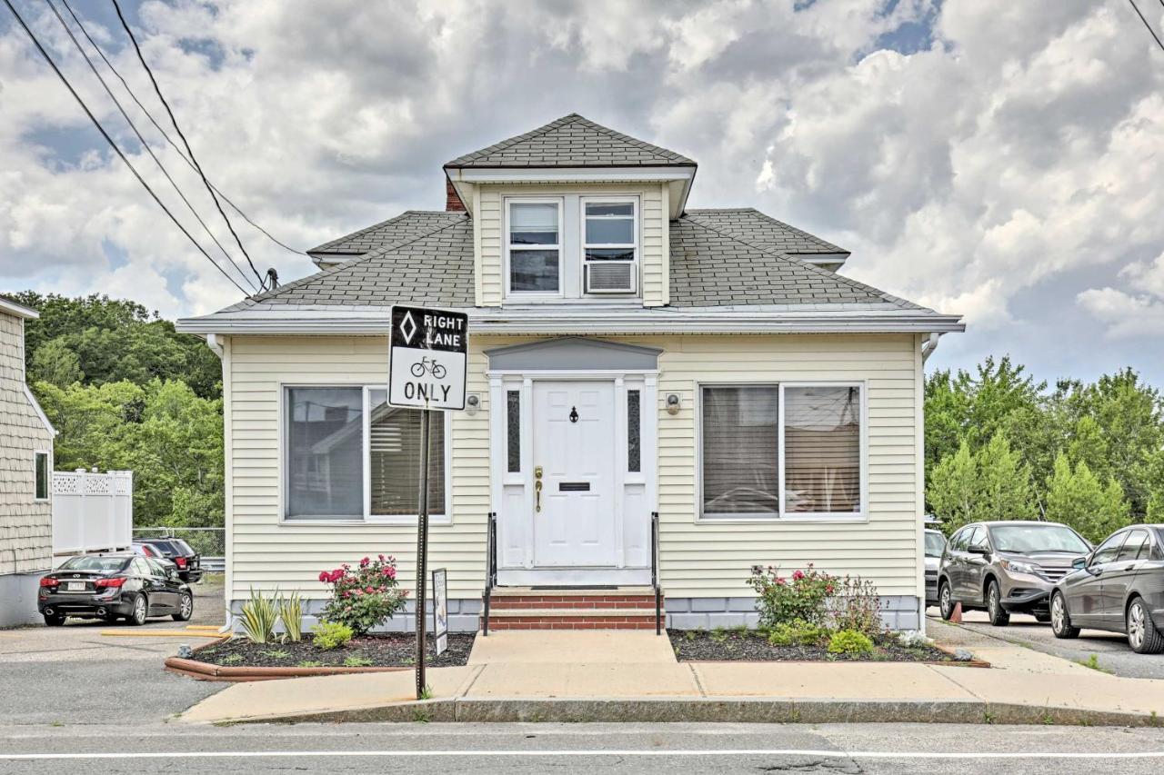 Old Orchard Beach Home With Patio Walk To Beach ภายนอก รูปภาพ